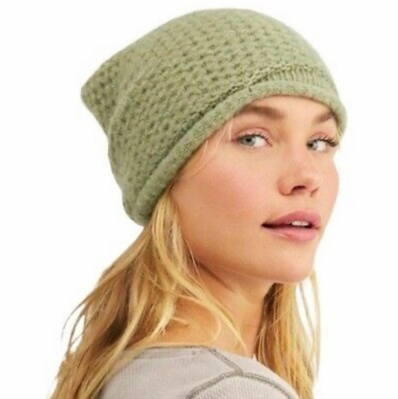 Free People Accessories - Free People Dreamland Olive Knit Beanie